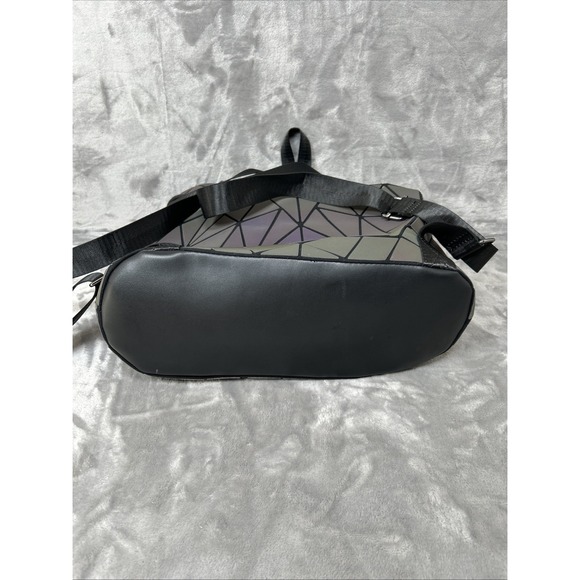 LUXSHE Geometric Iridescent Backpack Luminous Drawstring Backpack READ! - Picture 5 of 16